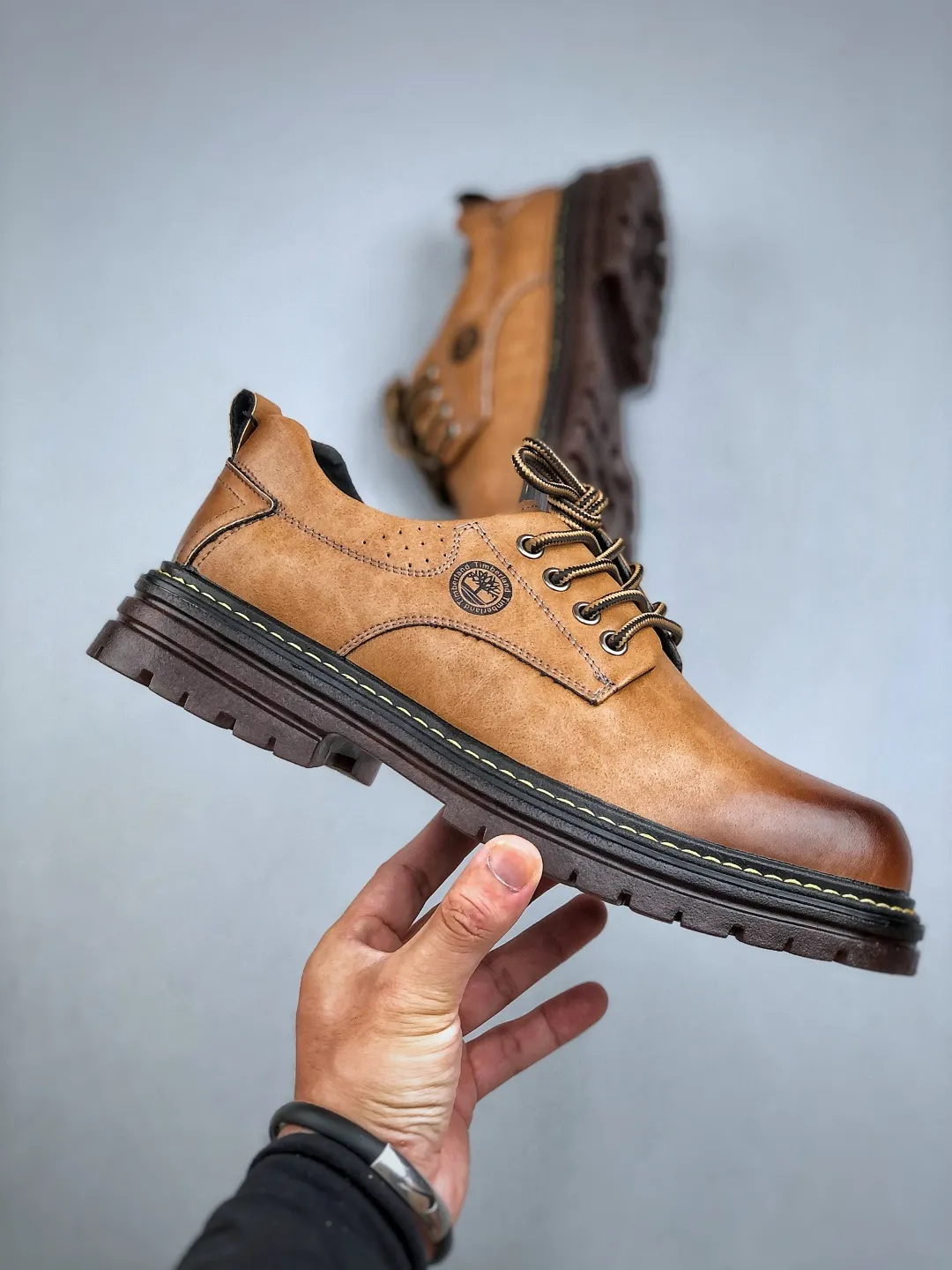 Local pick up 💰520 Support store Timberland/Timberland classic 25ss new low-top classic re-engineered brand new upgrade Guangdong factory quality original box original packaging The fabric is made of Italian top frosted cowhide with anti-odor and anti-corrosion genuine leather latex insoles to give you a perfect wearing experience quality and durable, a must-have for sportsmen Specially designed to handle handsome high-quality feet with first-class feel Exclusive supply Official product number: TB23066 Size: 38-44